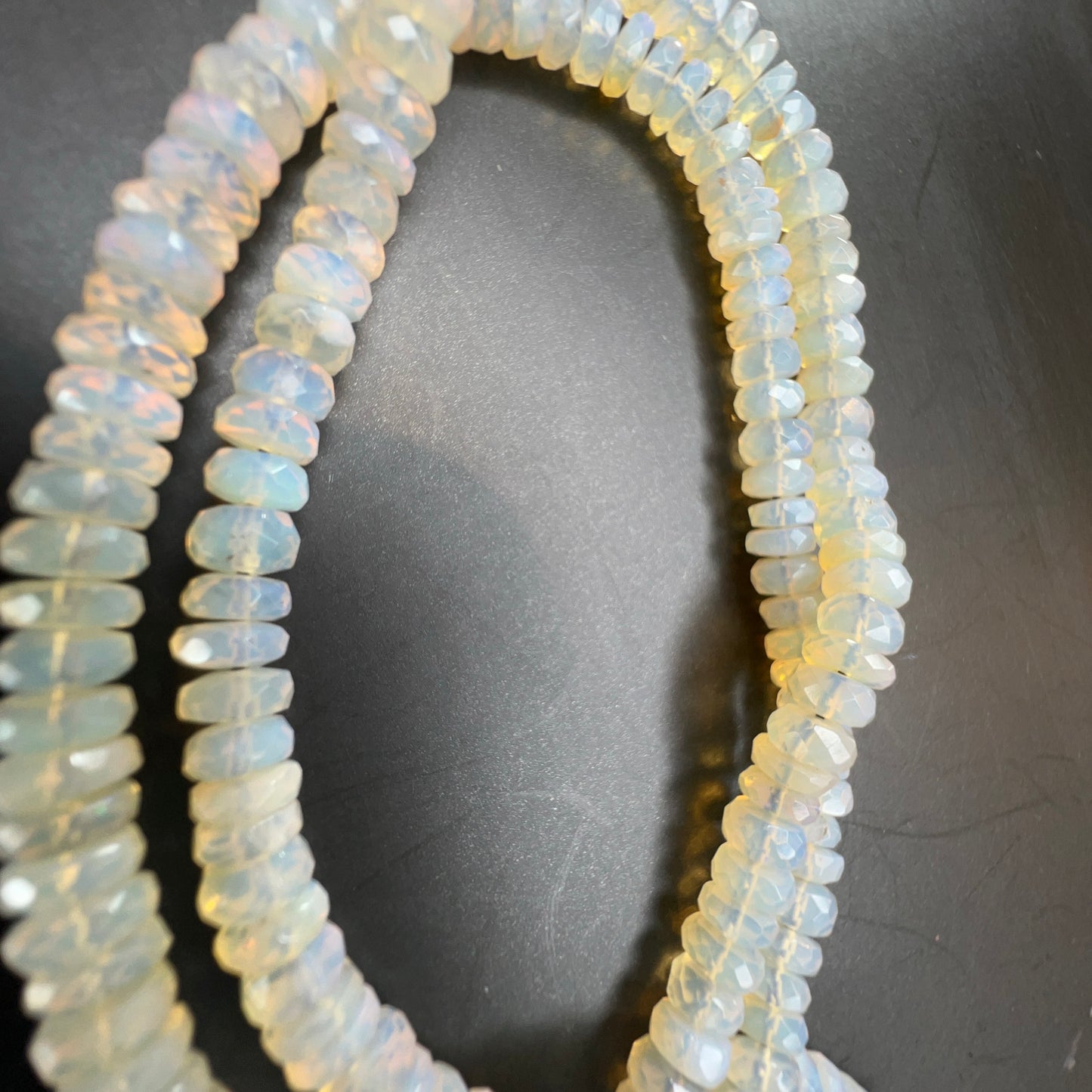 Australian Jelly Opal Bead - 18 Inches 76 ct 0012